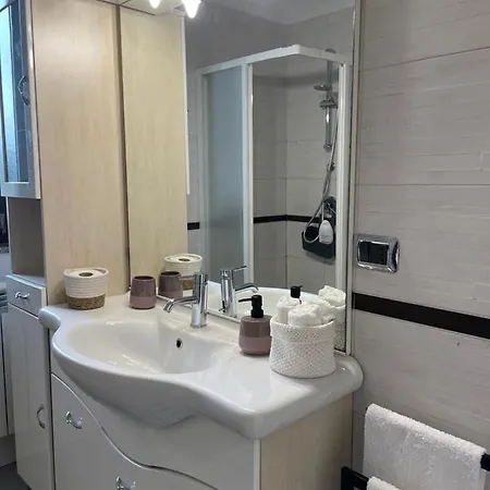 A Casa Di Amici - Intero - Free Parking - Wi-fi *