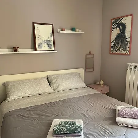 A Casa Di Amici - Intero - Free Parking - Wi-fi דירה *