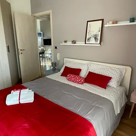 דירה A Casa Di Amici - Intero - Free Parking - Wi-fi