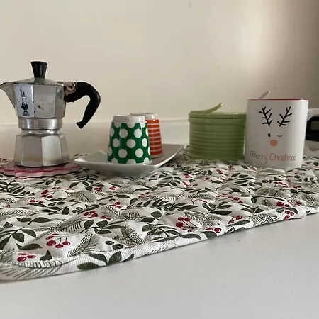 A Casa Di Amici - Intero - Free Parking - Wi-fi דירה *