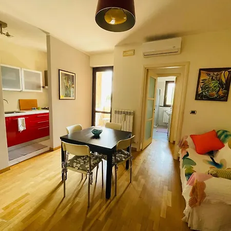 A Casa Di Amici - Intero - Free Parking - Wi-fi לצ'ה