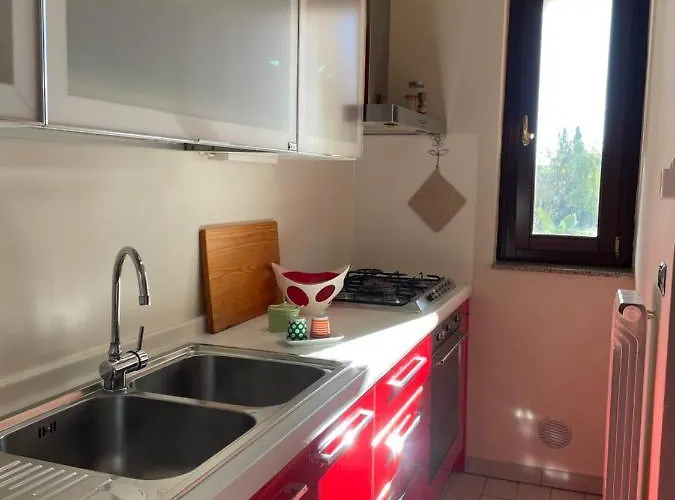 A Casa Di Amici - Intero - Free Parking - Wi-fi דירה