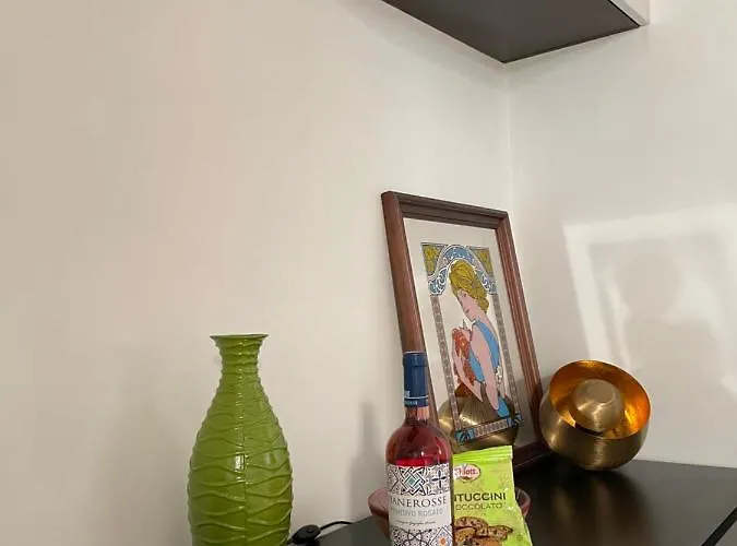 דירה A Casa Di Amici - Intero - Free Parking - Wi-fi *