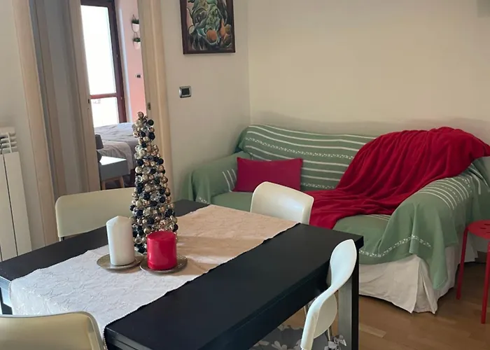 A Casa Di Amici - Intero - Free Parking - Wi-fi דירה *