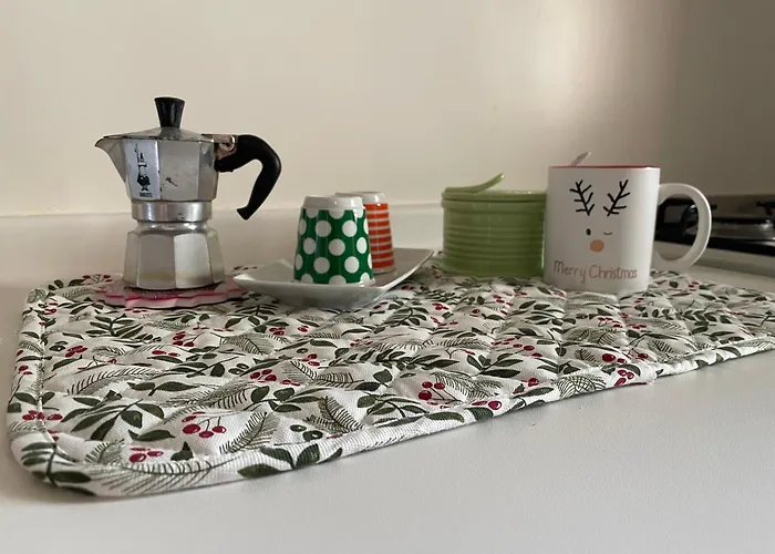 A Casa Di Amici - Intero - Free Parking - Wi-fi דירה *